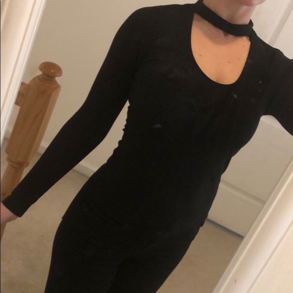 Express choker long sleeve top